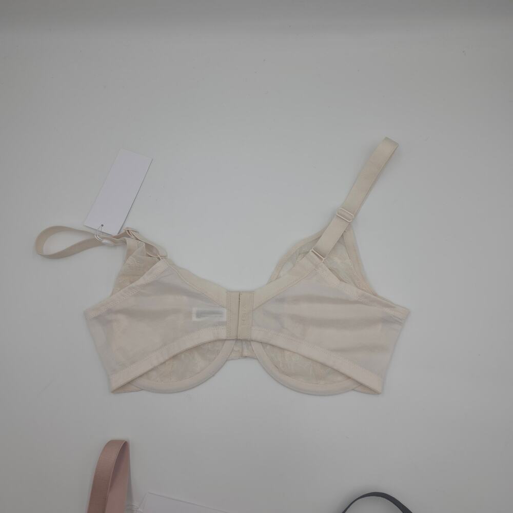 HSIA Bundle of Three Enchante Lace Underwire Bra in Black Cream Dusty Pink 36DD - Picture 5 of 9